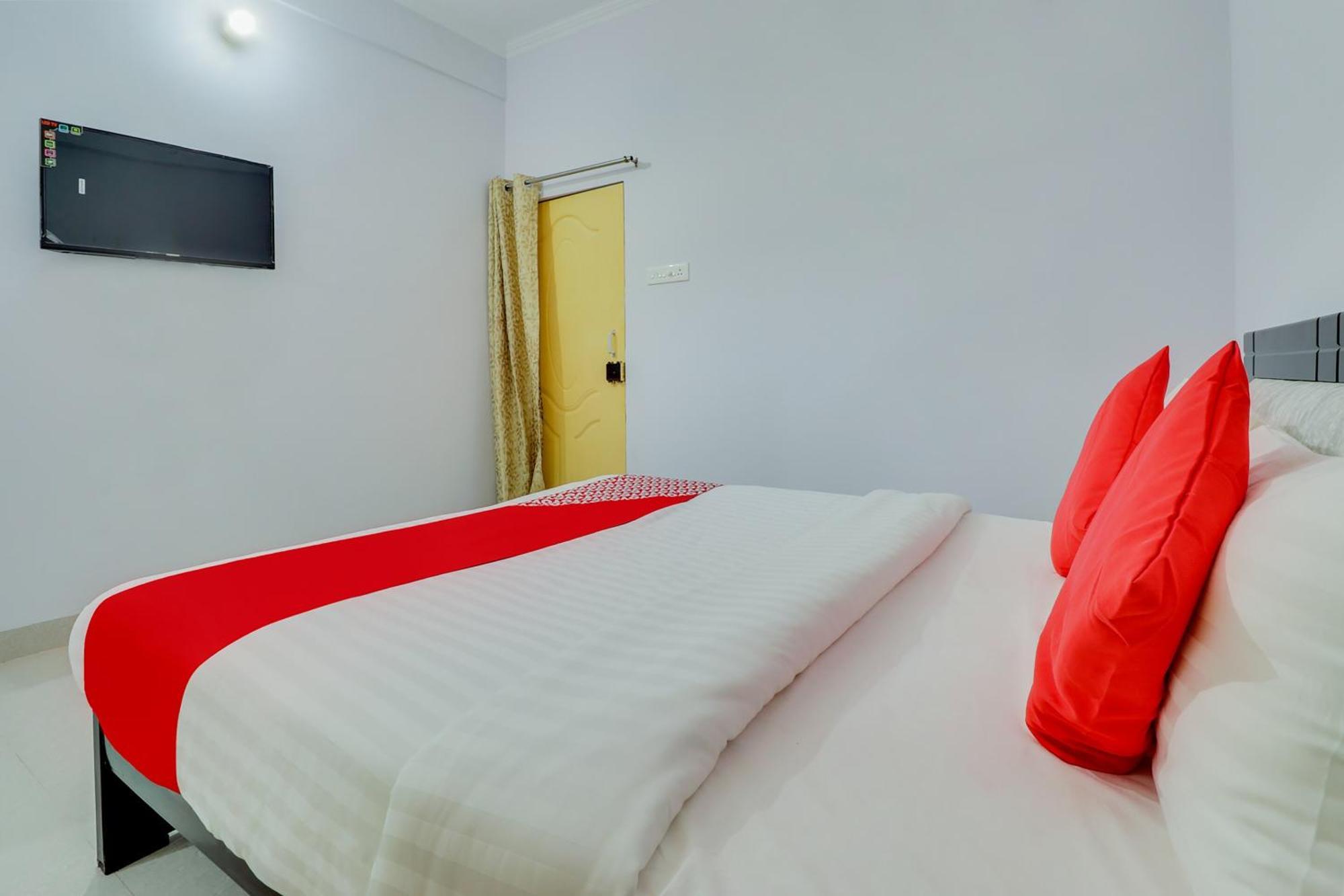 Hotel O Vgs Chinhat Εξωτερικό φωτογραφία