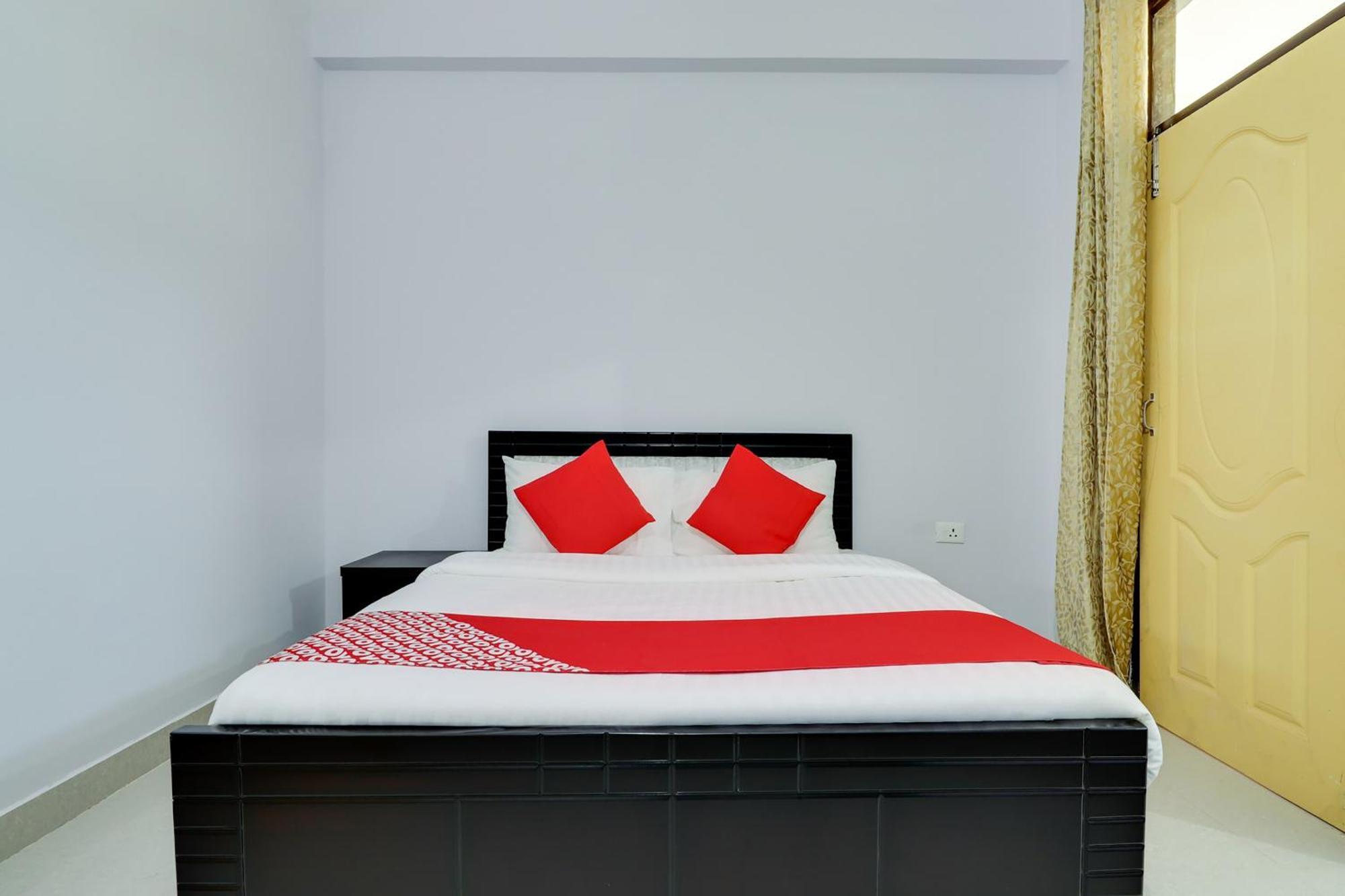 Hotel O Vgs Chinhat Εξωτερικό φωτογραφία