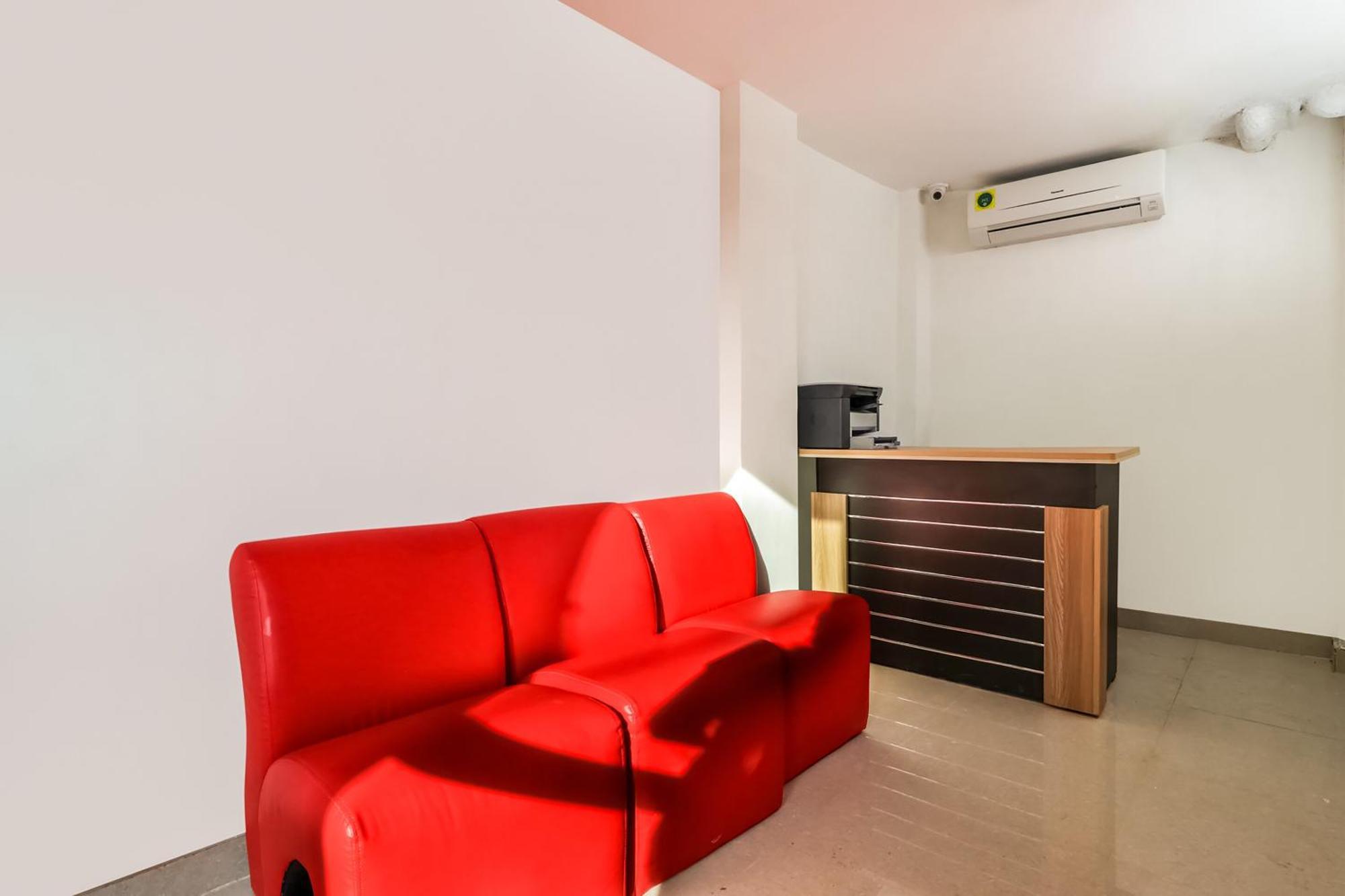 Hotel O Vgs Chinhat Εξωτερικό φωτογραφία