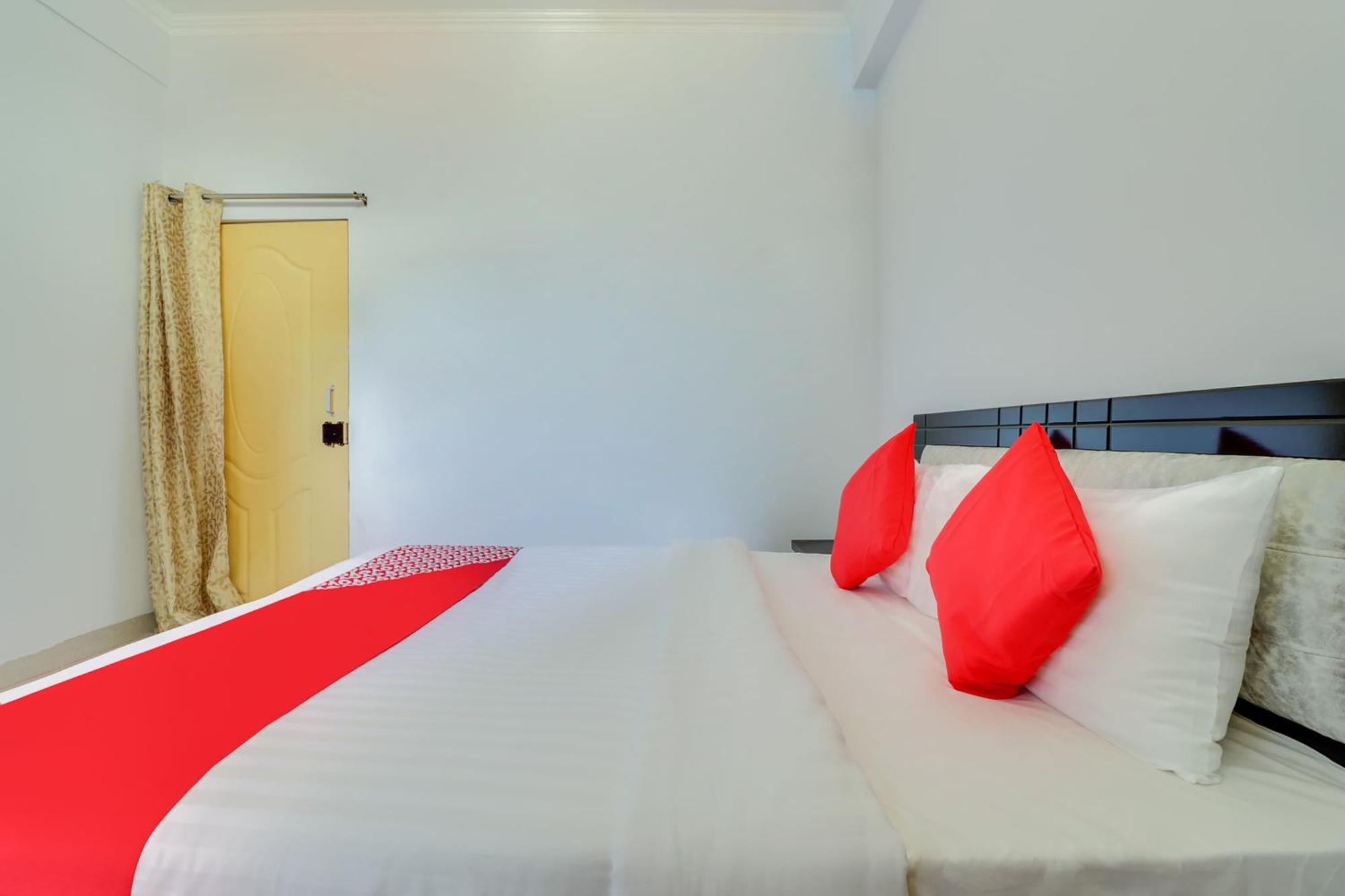 Hotel O Vgs Chinhat Εξωτερικό φωτογραφία